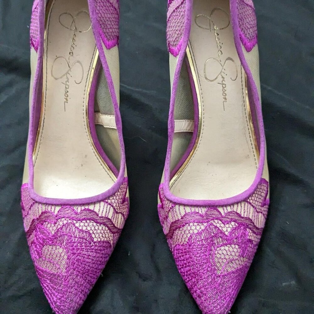Jessica Simpson women's size 8 high heel pumps, fuschia/ purple mesh